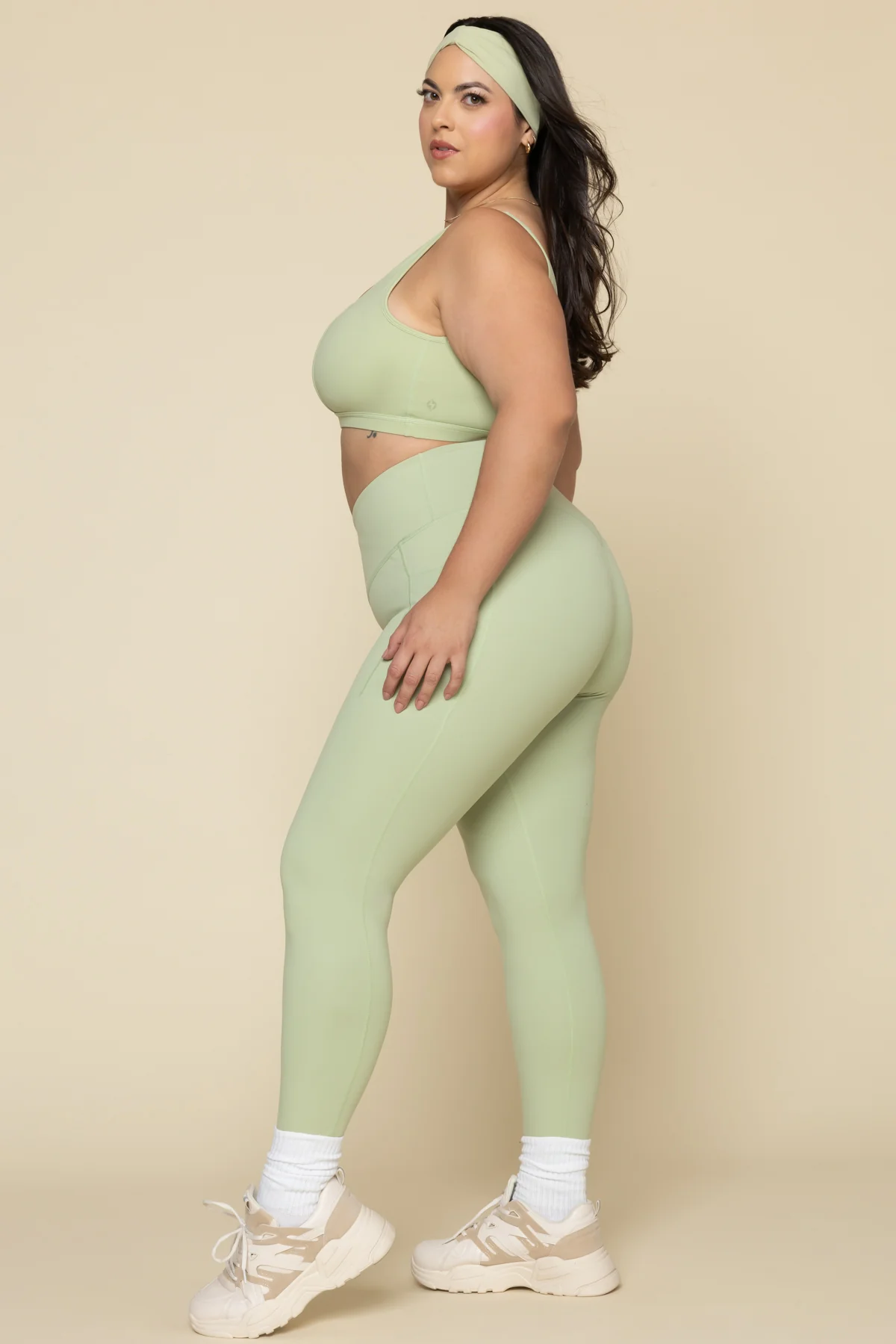 Crisscross Hourglass® Legging with Pockets - Pistachio - Image 8